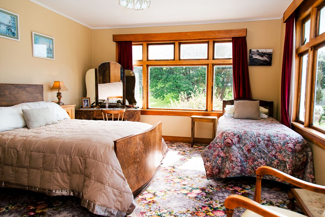 3 slaapkamers, een strijkplank/strijkijzer, beddengoed