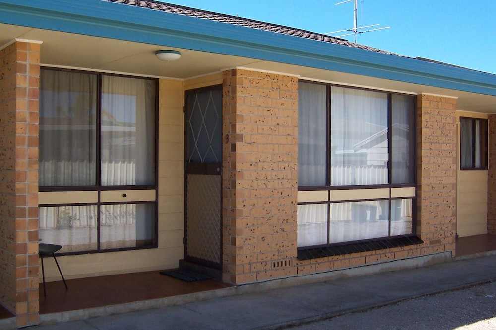 Stansbury Villas Unit 1 Relax and Explore