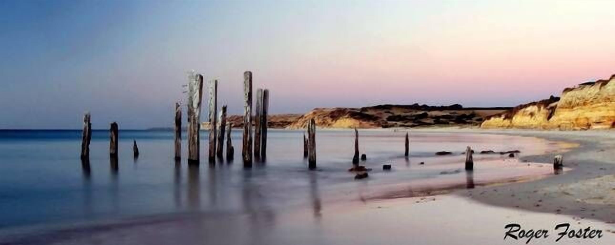 Kirra Court Beach House — image 20