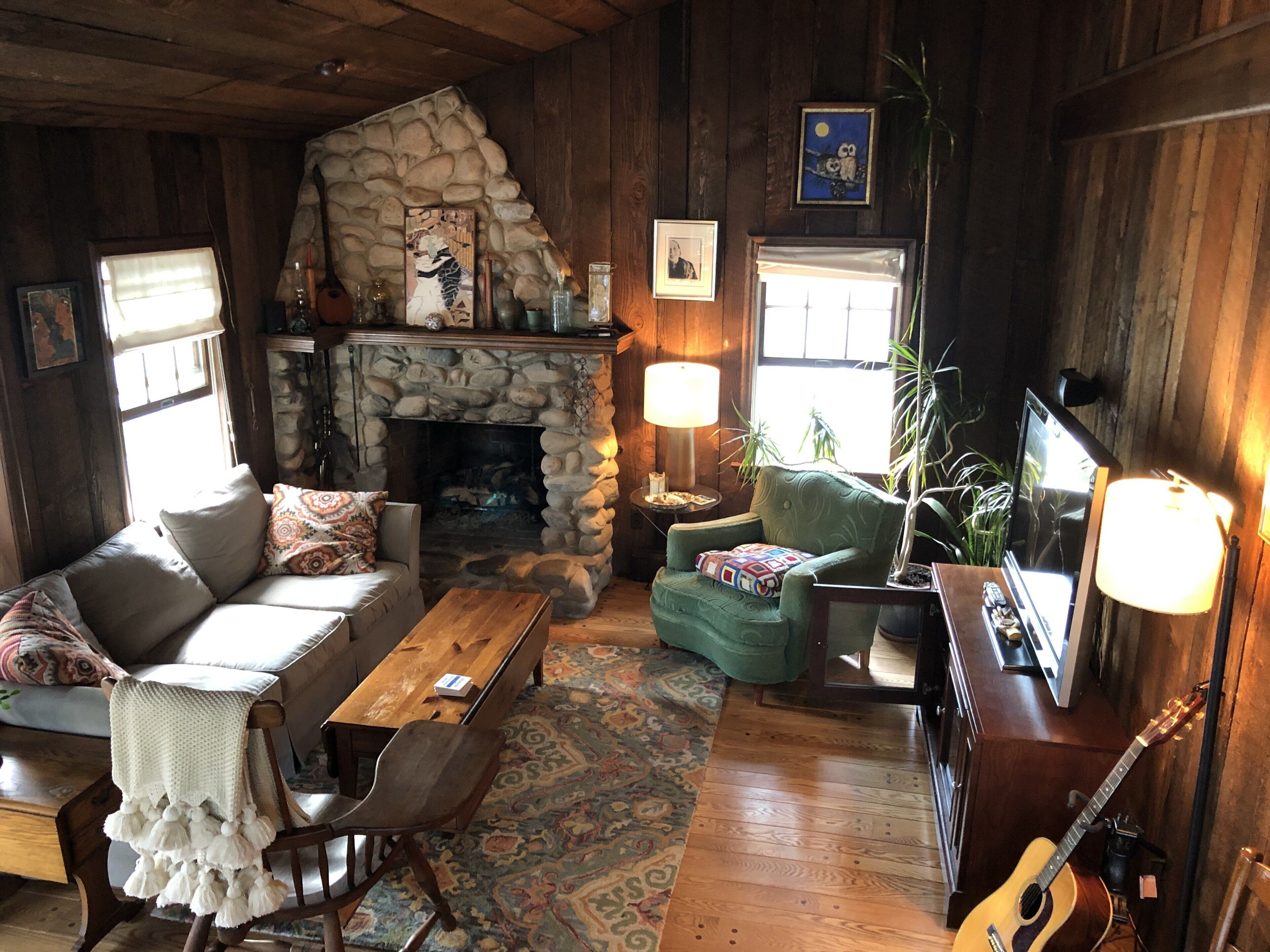 Local Living, Beach Town Sanctuary. Car rental available!