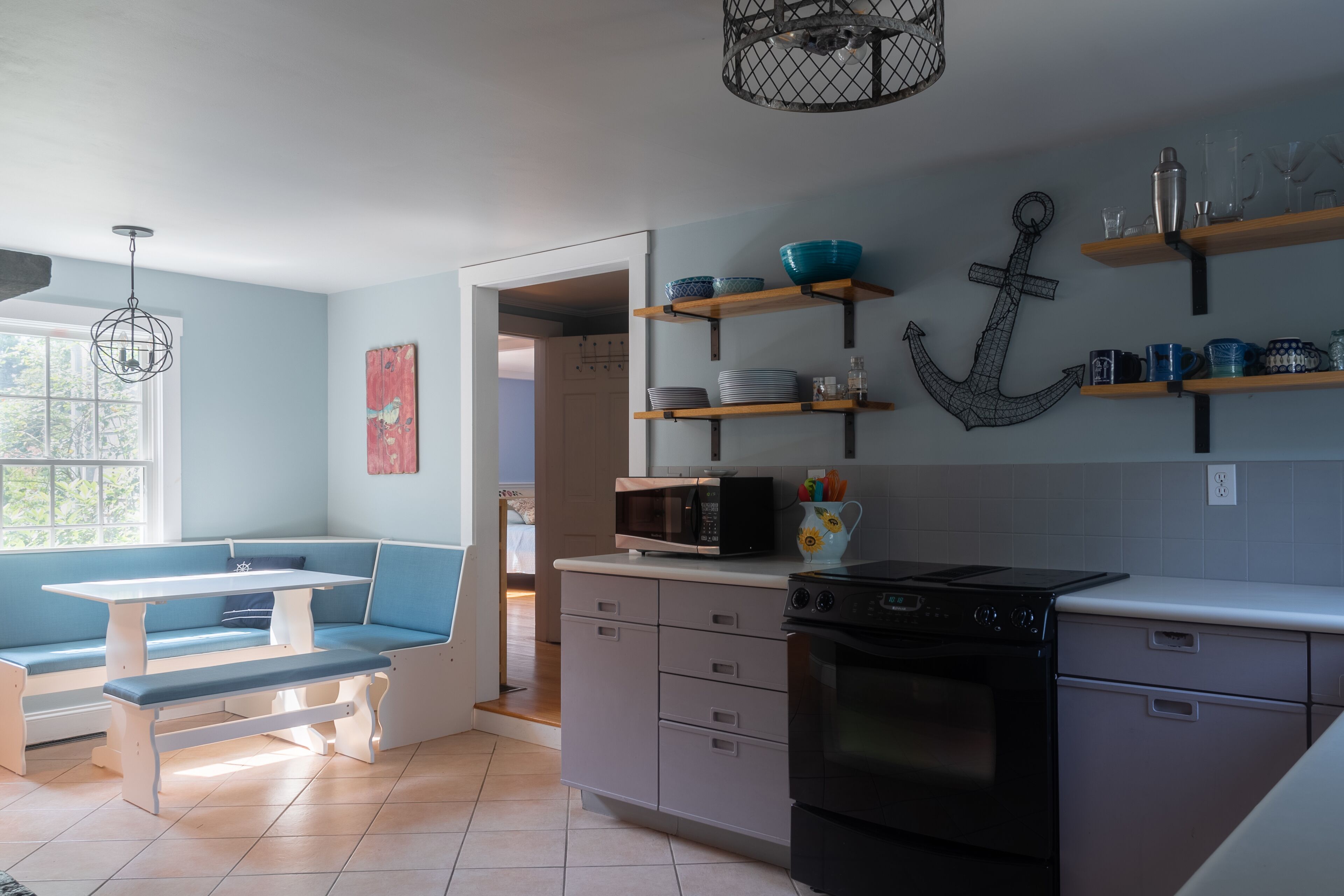 Dennis Village 3 bedroom house, walk to beach, central air, lg private setting