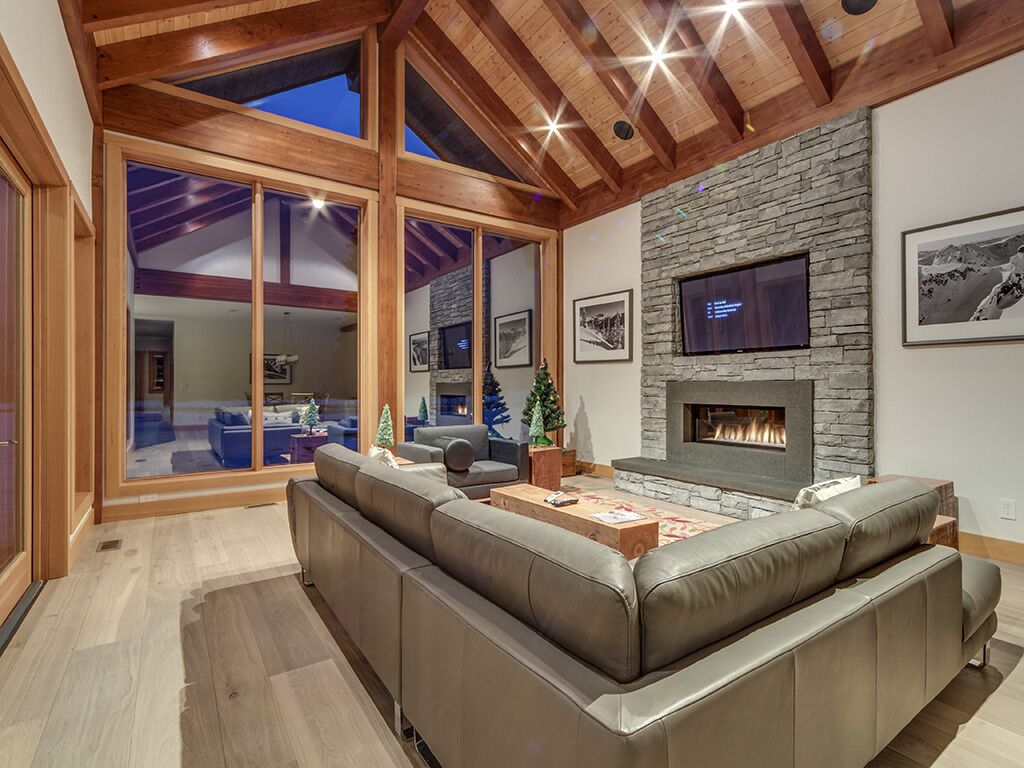Modern Luxury Home in Whistler 