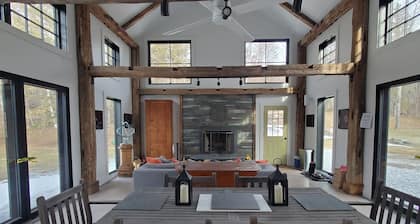 Historiallinen Hilltop-koti - Killingtonin alue (VT MRT ID 10862393)