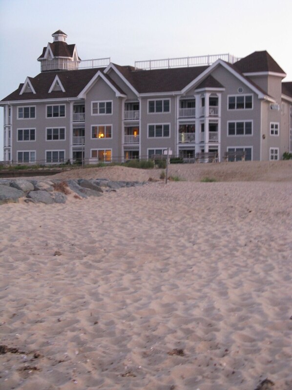 Martha's Vineyard Beachfront Condo in Oak Bluffs Oak Bluffs Vrbo