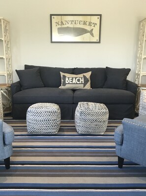 Smart TV, chimenea, videojuegos y libros 