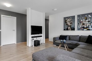 Smart TV, foosball, table tennis, books