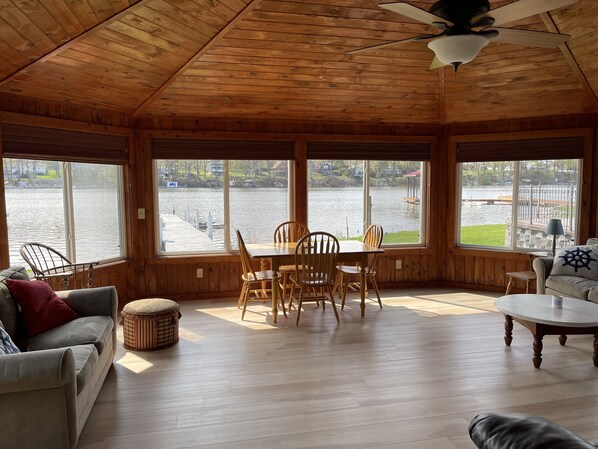 Interior - Port Bay Waterfront Cottage w. Spectacular Views RECENTLY UPDATED (Wolcott)