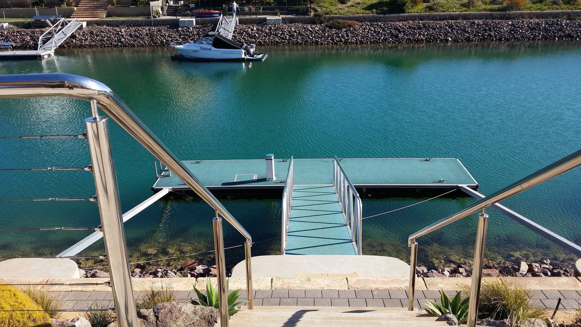 HOLIDAY ON THE MARINA free WIFI\nIdeal for 2 families or maximum 8 adults — image 8