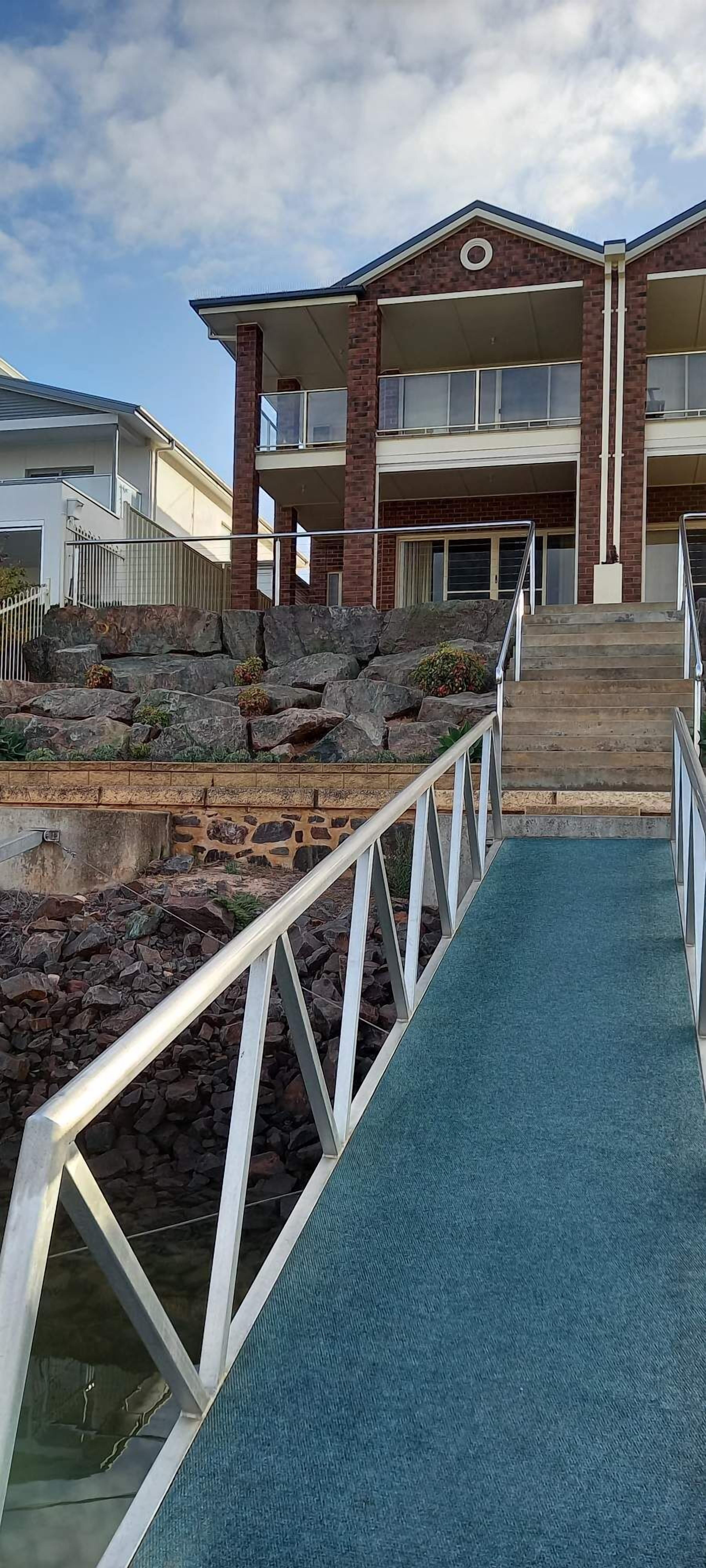 HOLIDAY ON THE MARINA free WIFI\nIdeal for 2 families or maximum 8 adults — image 6