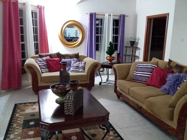 تلفزيون ذكي، كُتُب