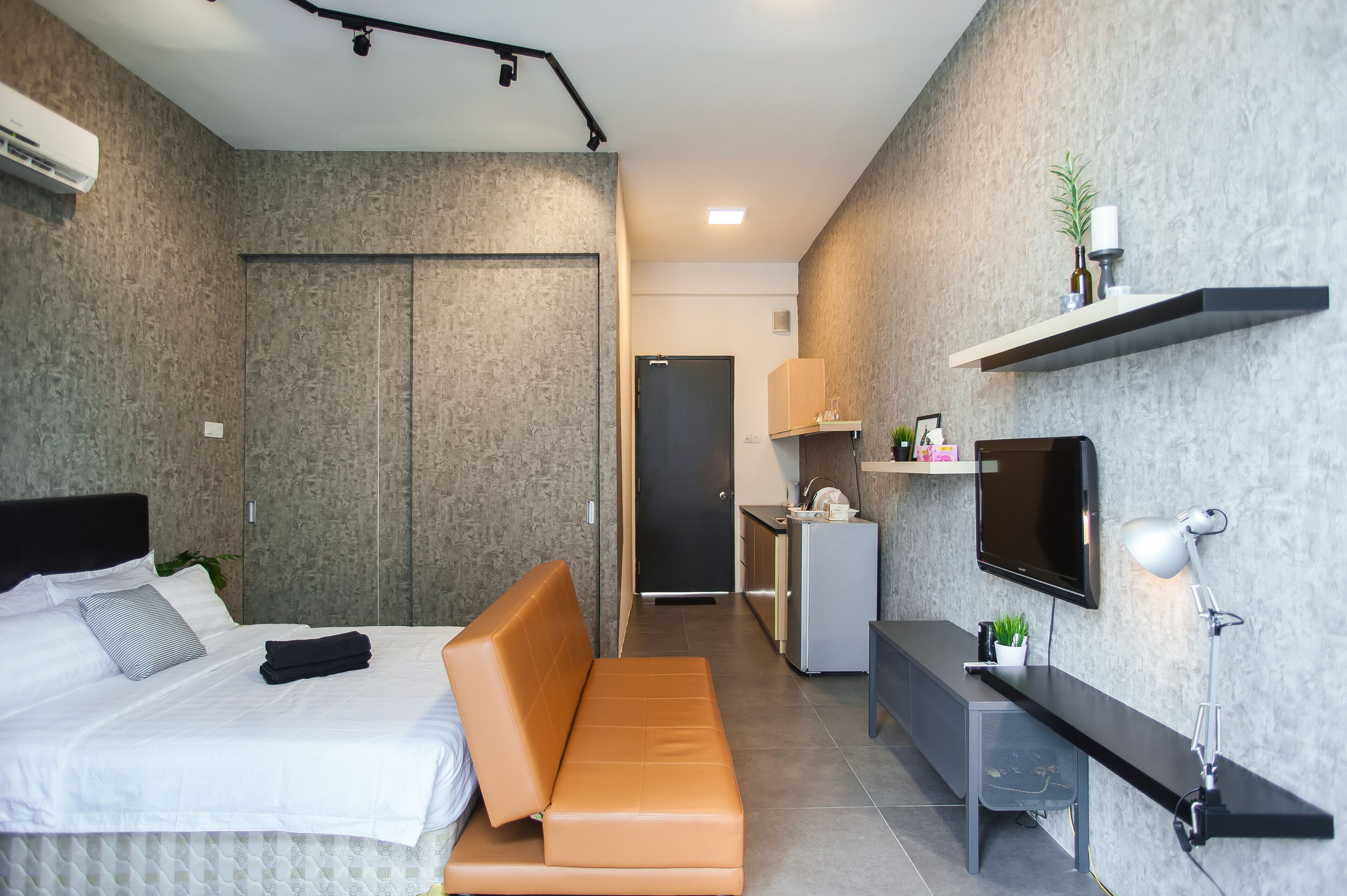 *EXECUTIVE SUITE* @ Empire Damansara