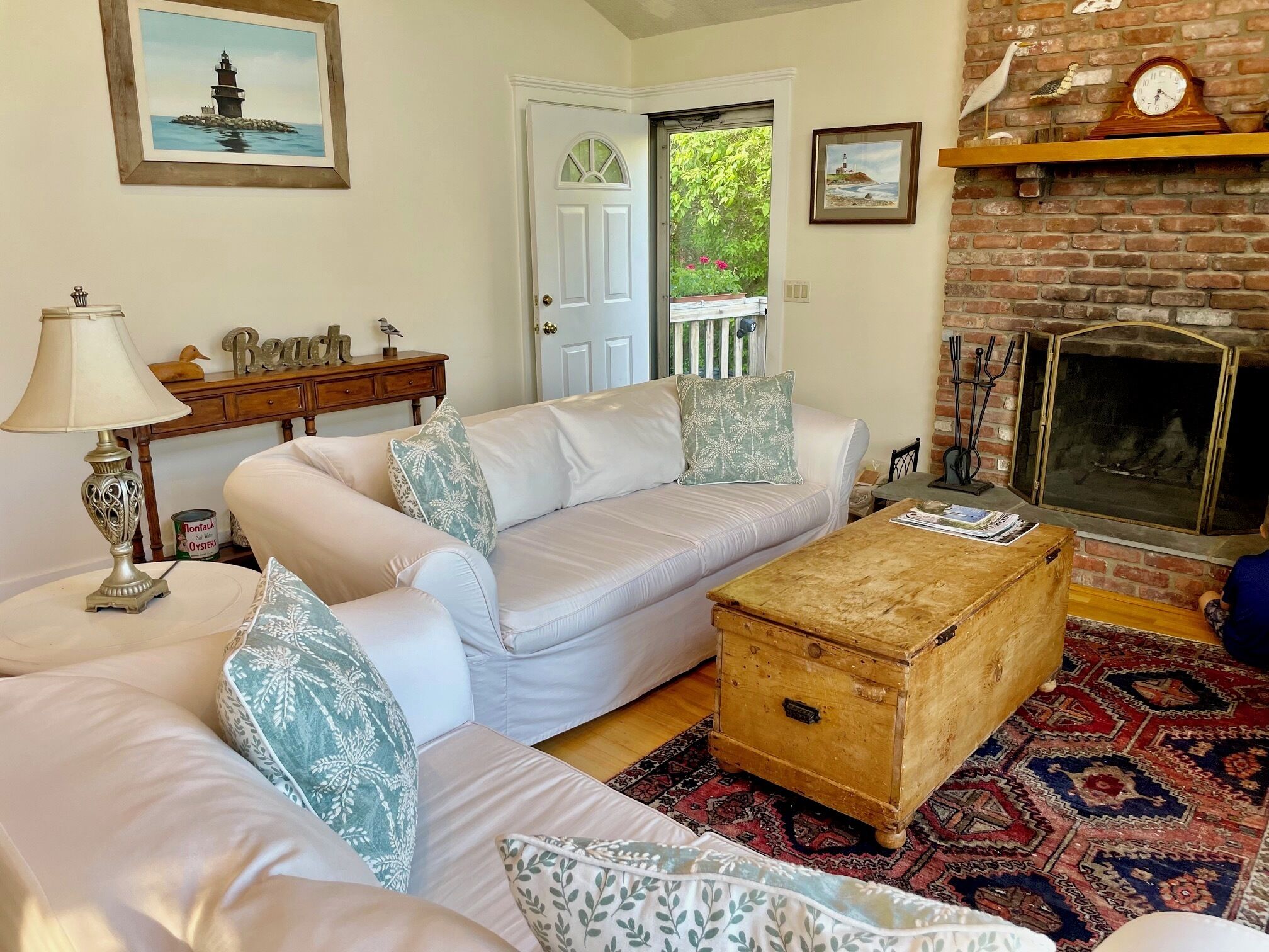 Ditch Plains - Walk to Beach - New Kitchen, Bath, & Bedrooms