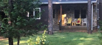 Smukt nyt hjem i skovlignende omgivelser