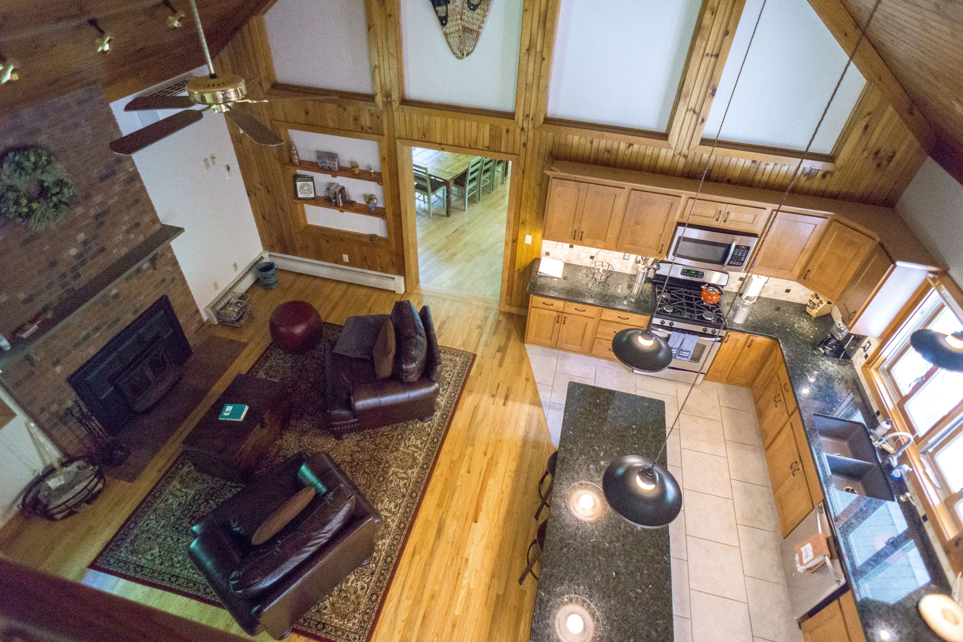 Secluded Luxury Home On 5 Private Acres - Great For Families & Groups