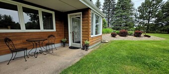 Casa di campagna con 5 camere, sauna, sala giochi, garage riscaldato e ampio cortile