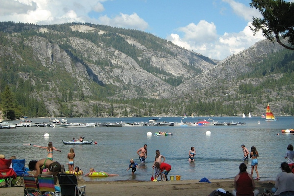 Pinecrest Lake