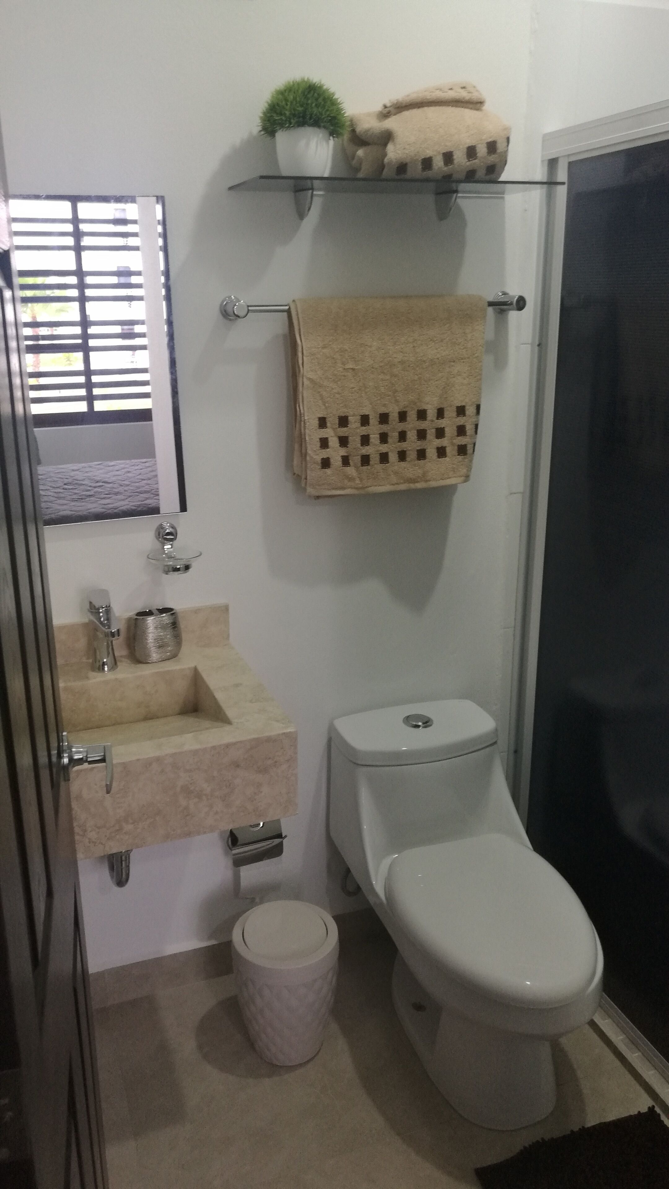 Apartment with pool in quiet tourist area