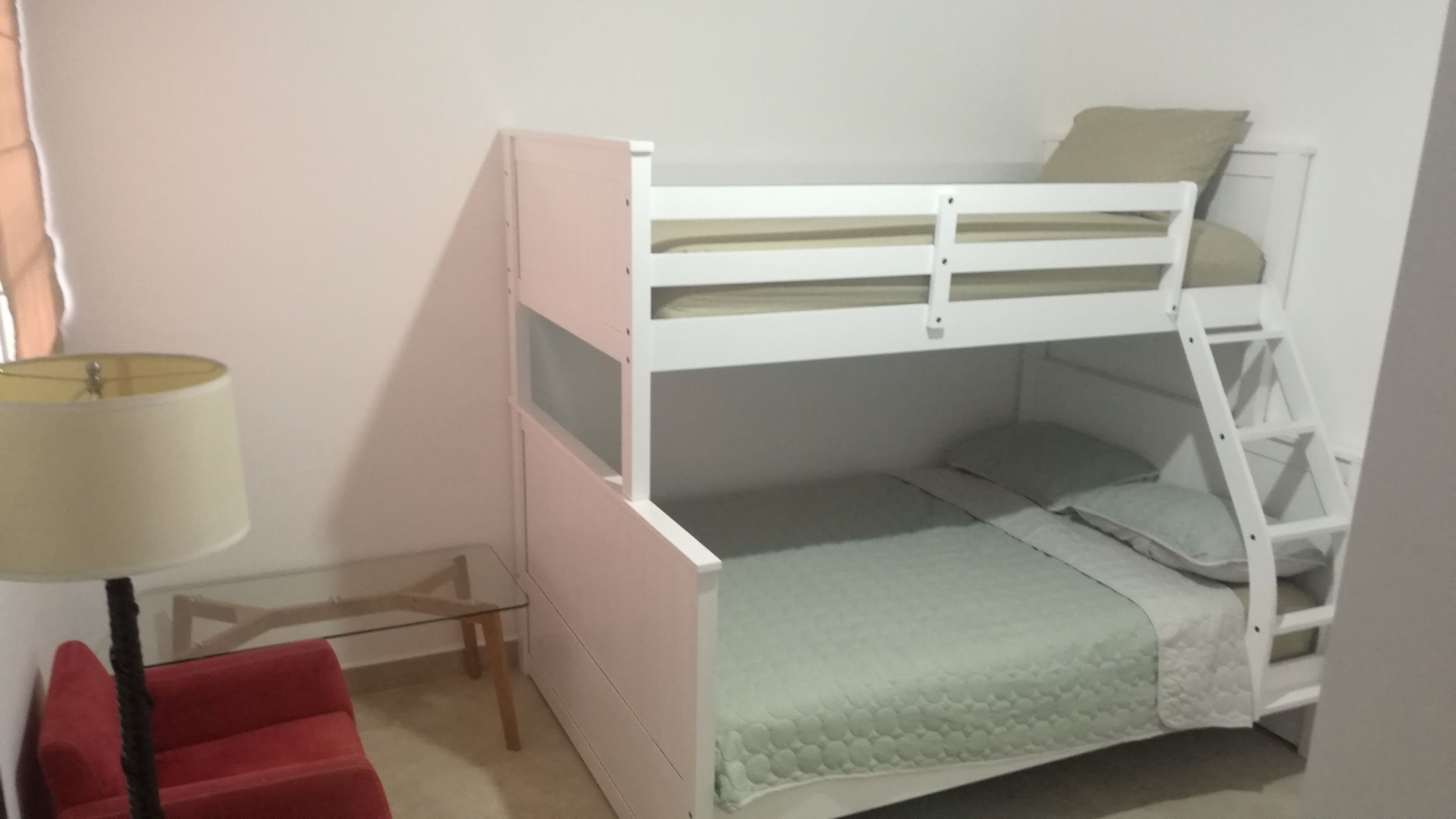 Apartment with pool in quiet tourist area