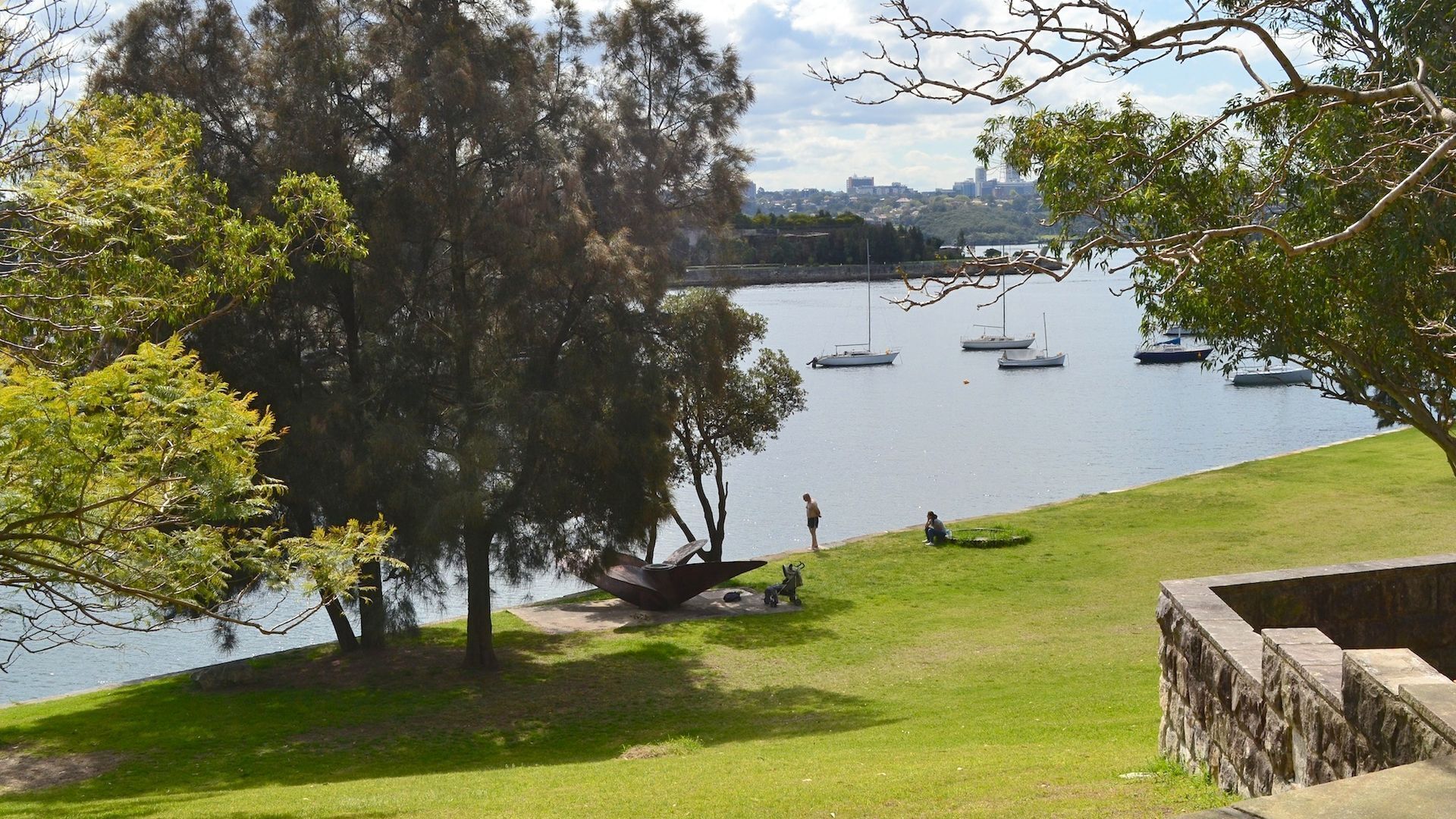 Balmain Garden Apartment — image 27