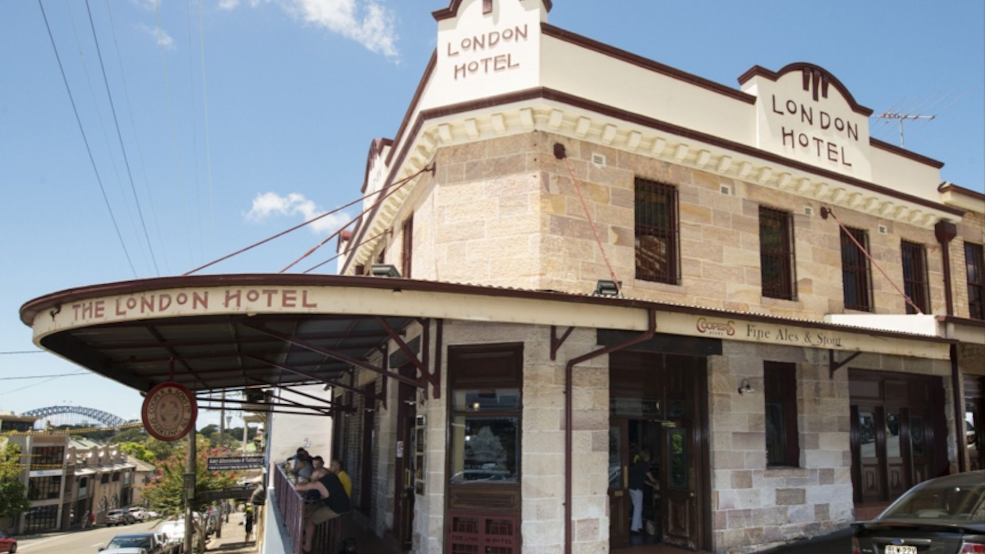 Balmain Garden Apartment — image 28