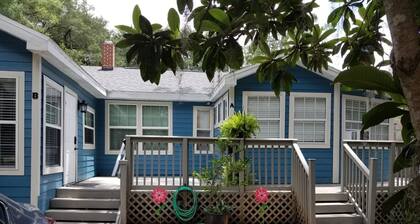 Kaunis 2 makuuhuoneen 2 kylpy huoneisto lähellä UF