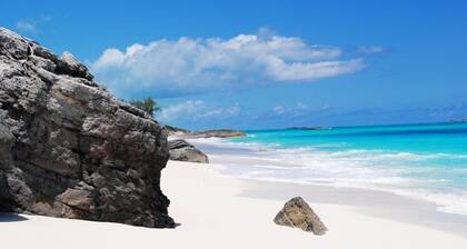 "The Cut Pearl" - Stunning Private Beachfront/Oceanfront Villa On Little Exuma