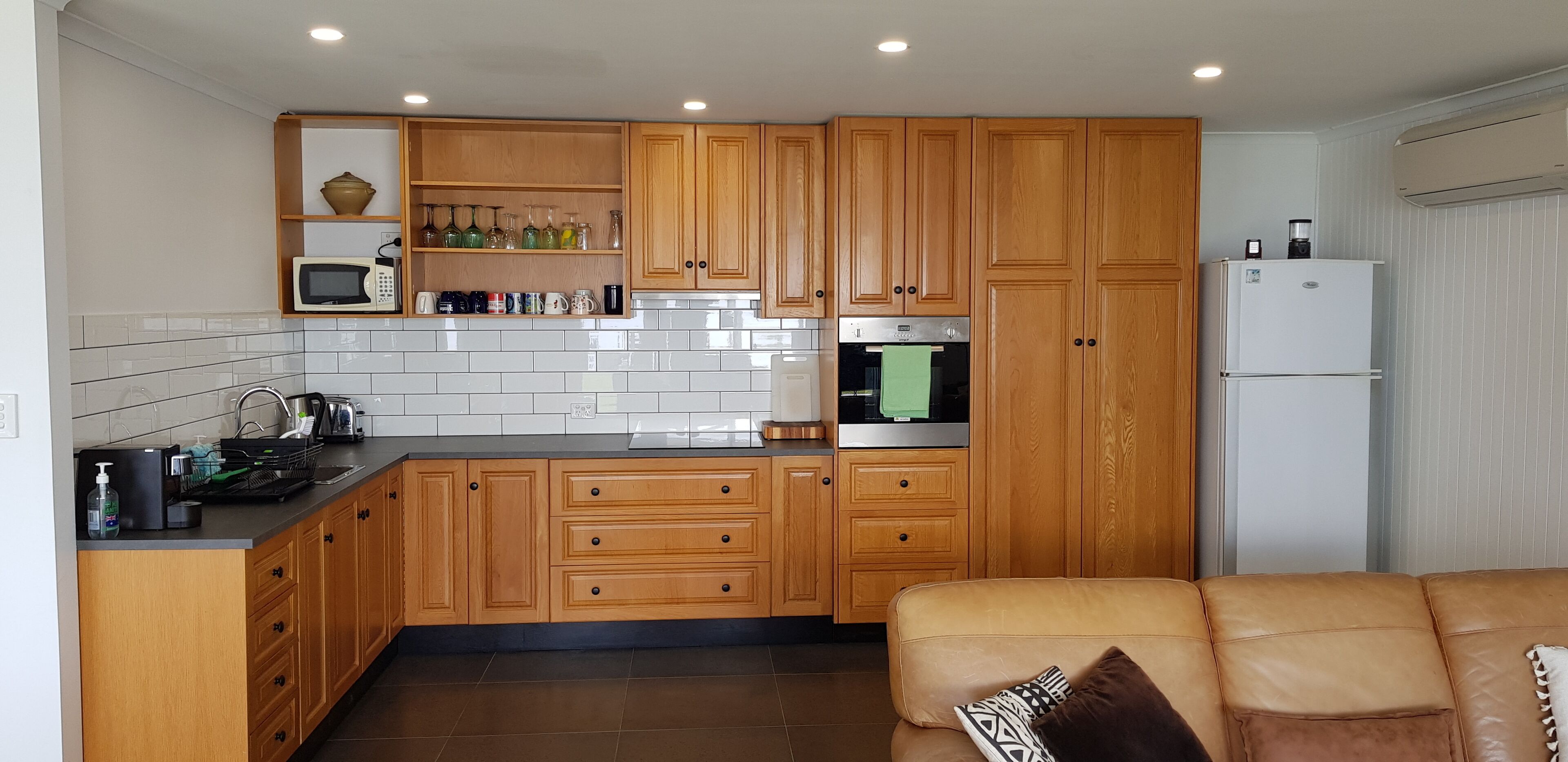 Pelican View - waterfront