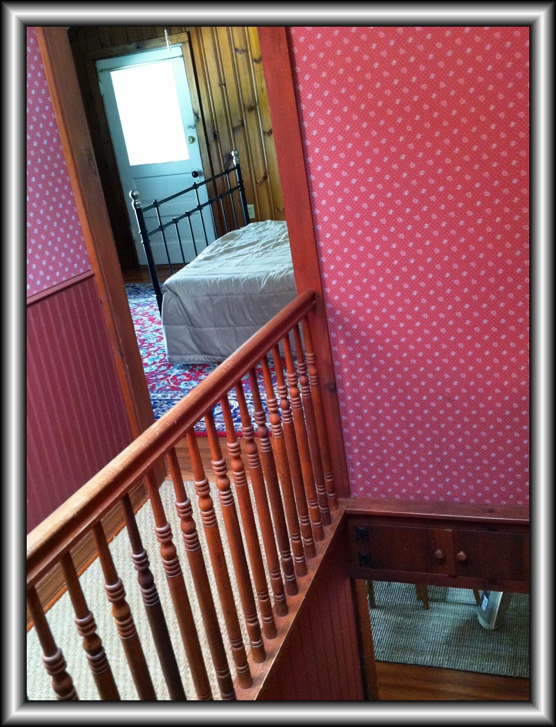 Charming Historic Cottage, 130 Footsteps To Private Beach, Sleeps Five, Peaceful