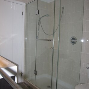 Bathtub, hair dryer, heated floors, towels
