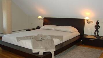 3 soverom, skrivebord, strykejern/-brett og wi-fi (inkludert)