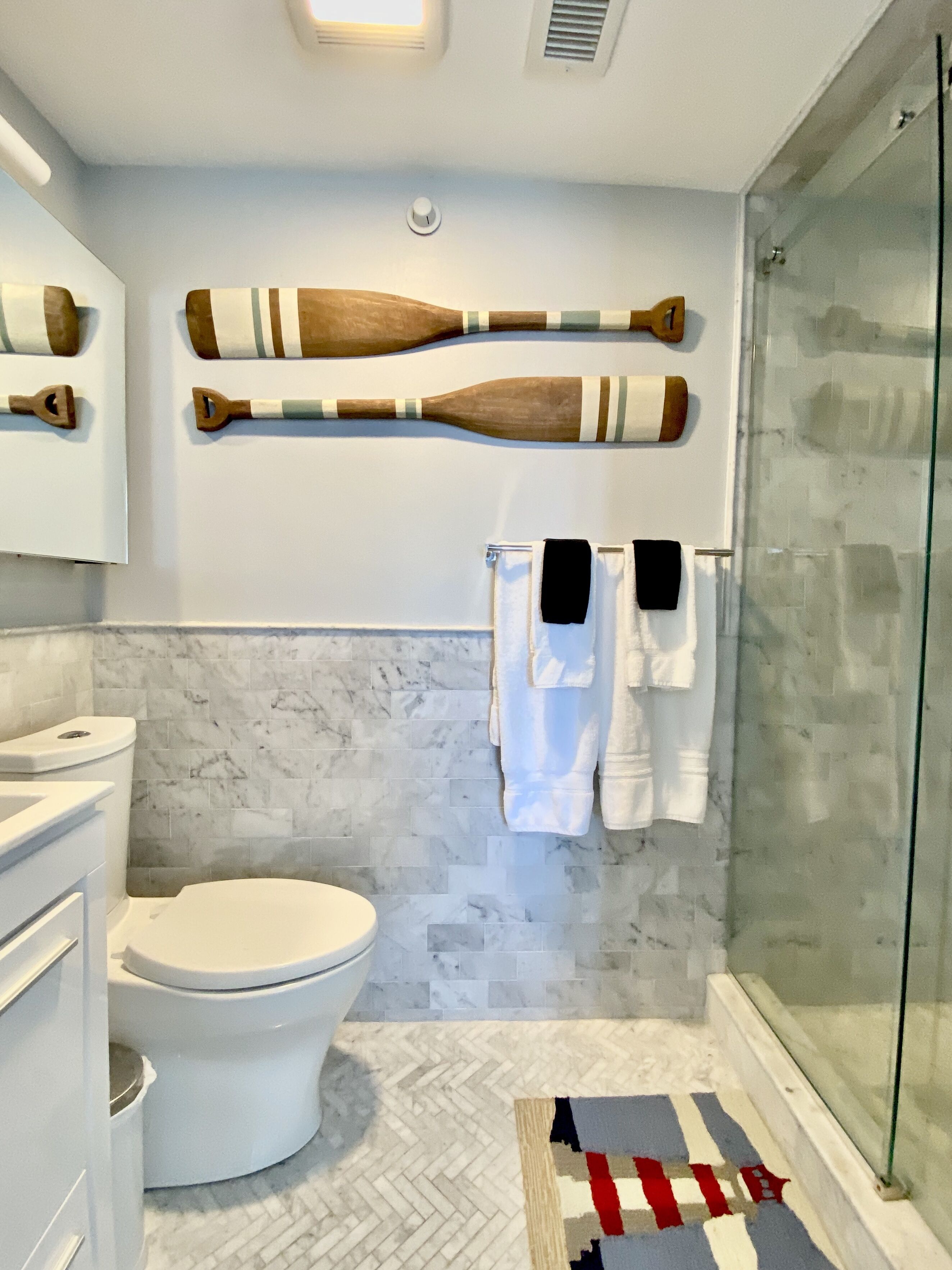 Quintessential Beach Condo With Private Beach Garden - Dog Friendly