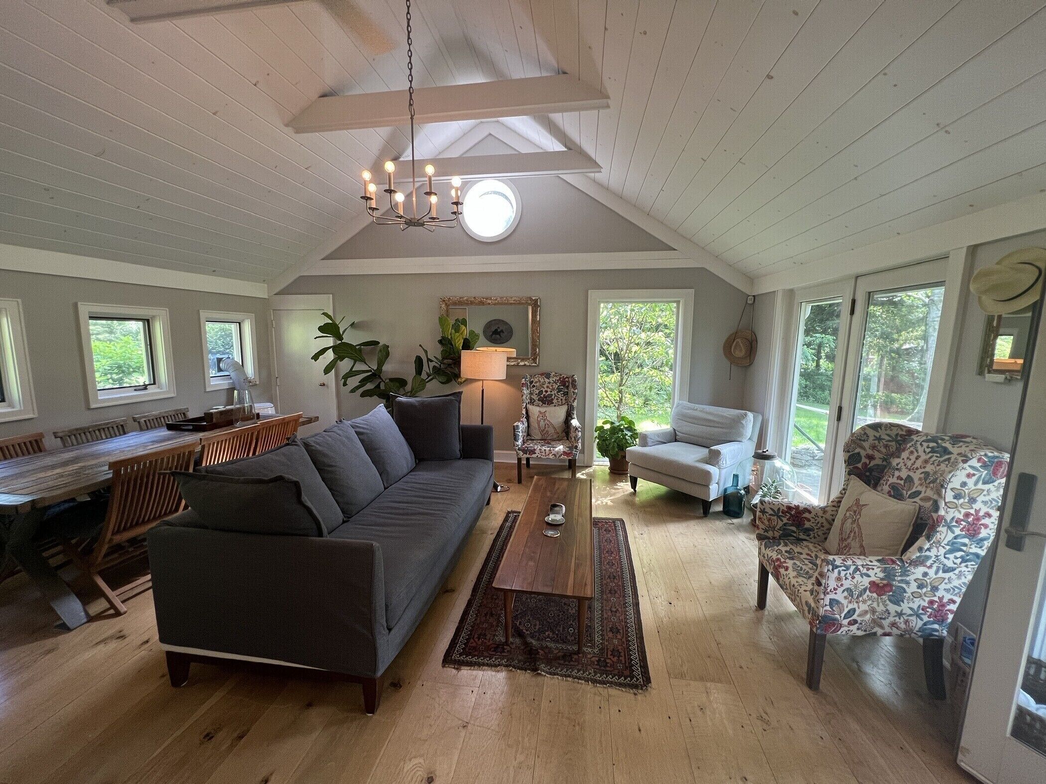 Fall & Winter @ chic restored barn.  Summer '24 w pool.