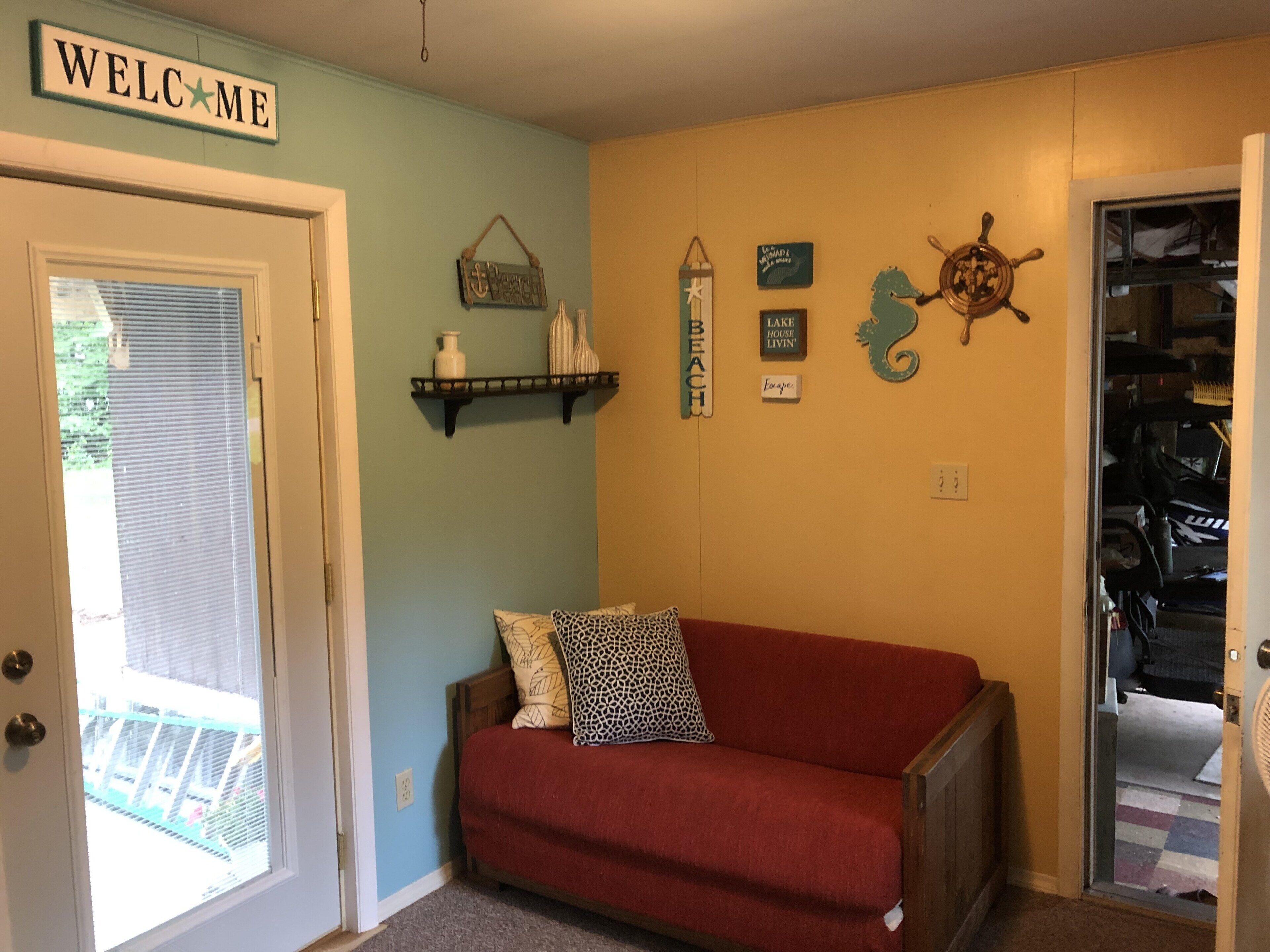 Private Family Cottage near Beautiful Higgins and Houghton Lakes - WiFi Included