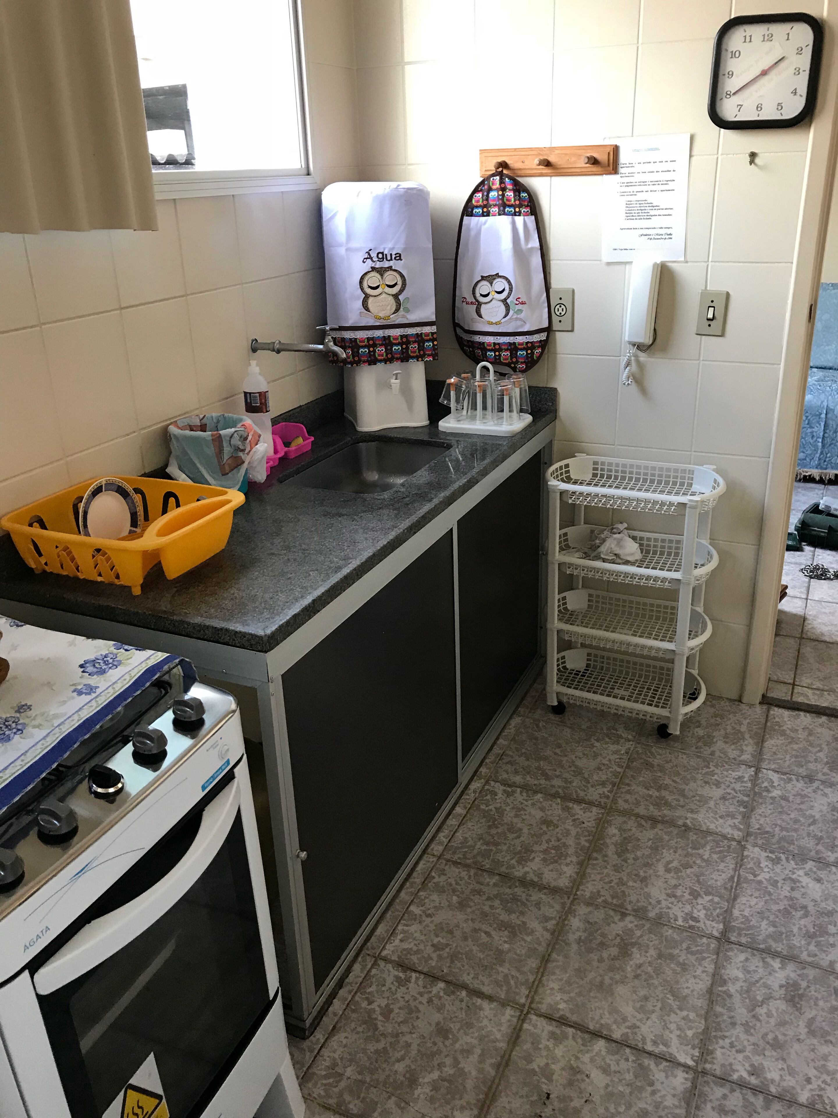 Apartamento de 2 quartos na Praia do Morro - ÓTIMA LOCALIZAÇÃO à 150 m do mar.