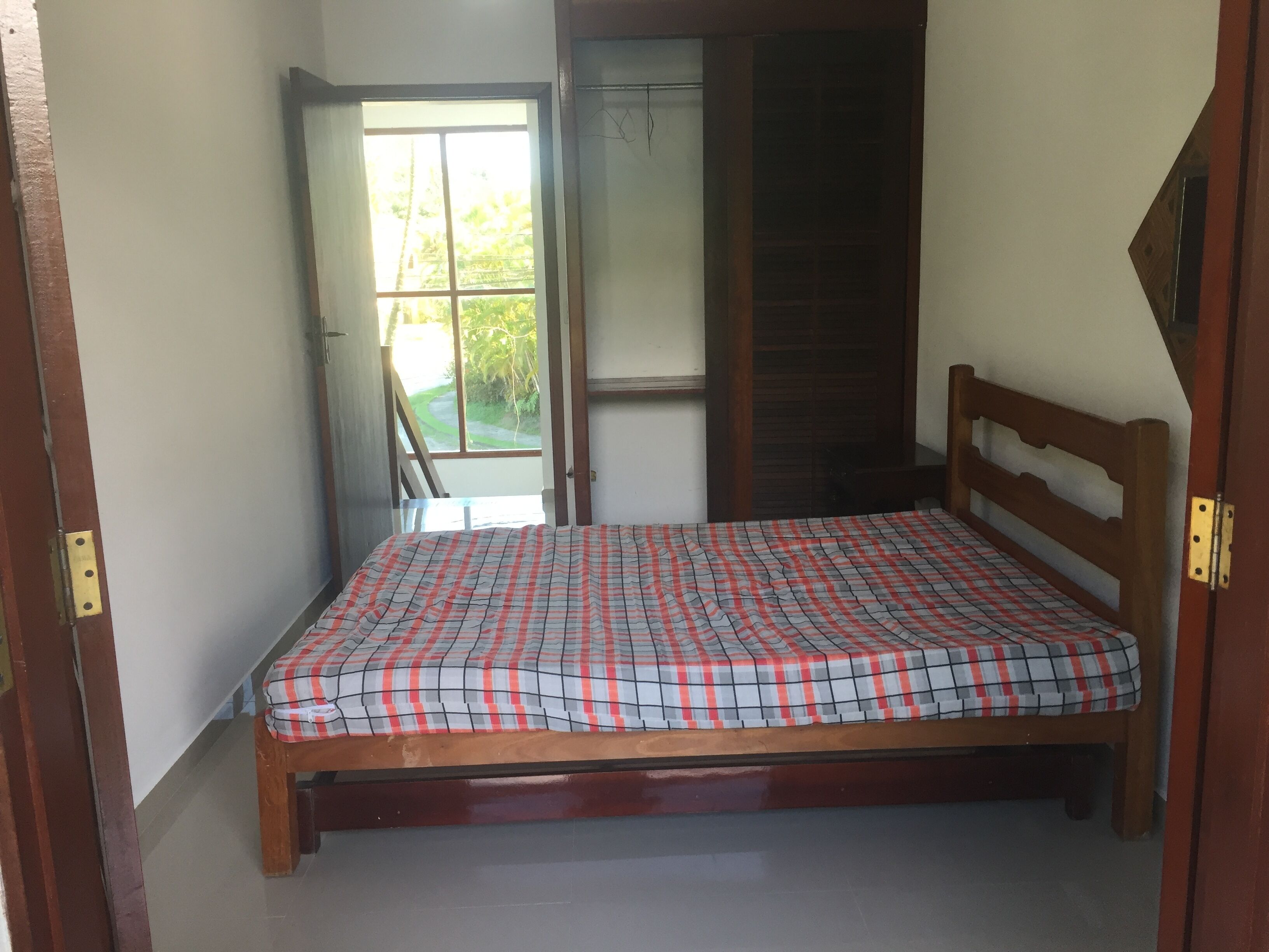 SOUND WITH 05 SUITES. SAN LOURENÇO RIVIERA BEACH- BERTIOGA