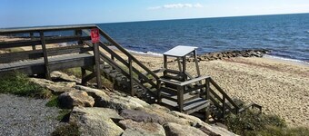 .3 Mile to Sea Street Beach on Nantucket Sound! (2041)