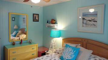 3 bedrooms, iron/ironing board, free WiFi