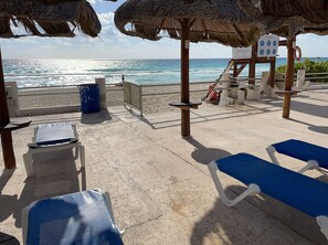 Property grounds -    Quality Cancun Condo Rental Within Your Vacation Budget?                      (Cancún)