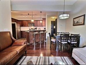 TV, peis og DVD-spiller