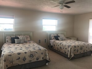 4 bedrooms, free WiFi, bed sheets