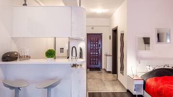 1 chambre, fer et planche Ă repasser, Wi-Fi, draps fournis