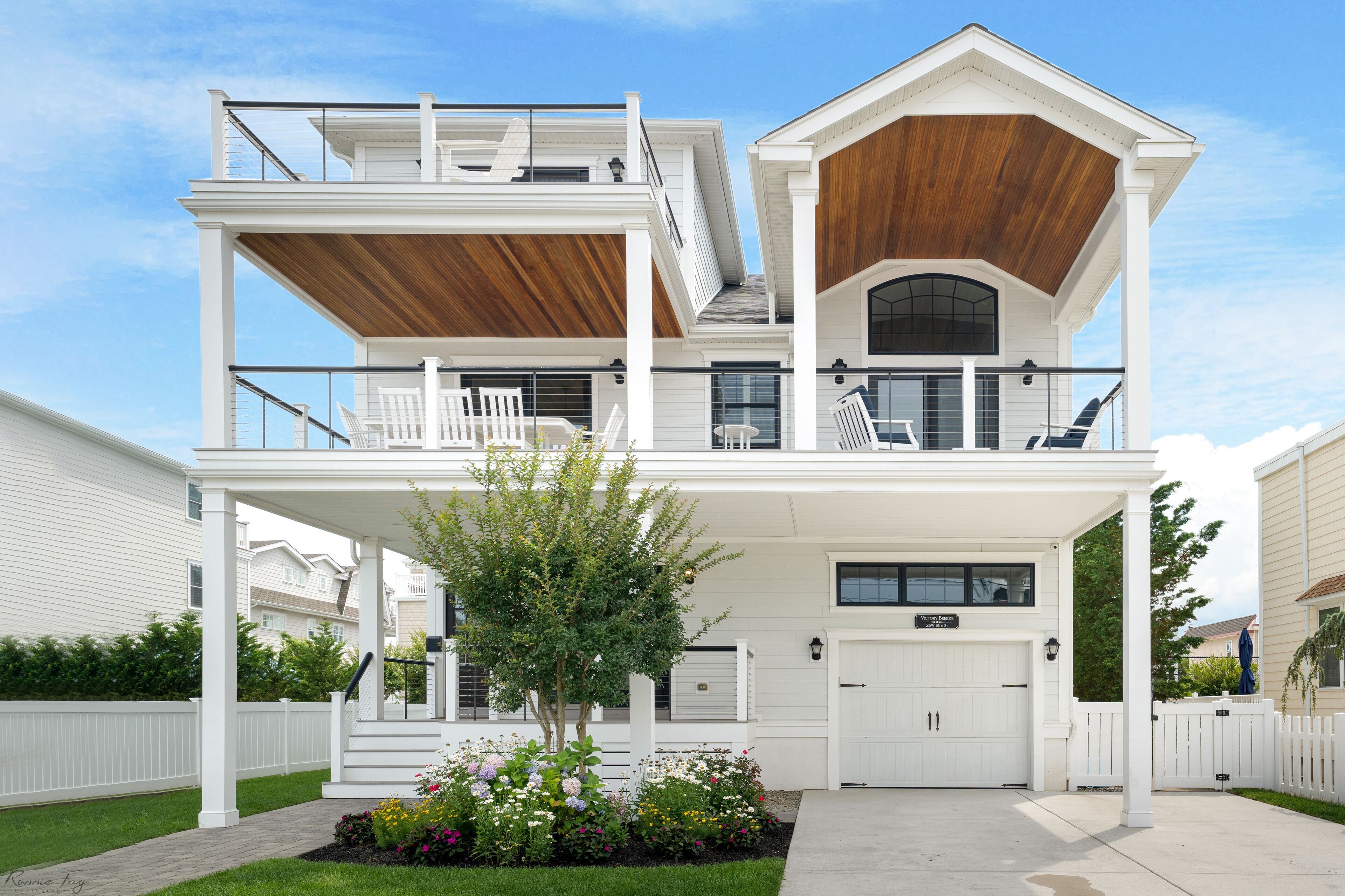 Victory Breeze  - Sleeps 18-20 - heated pool, ocean views, 7br, 5.2bath Avalon 