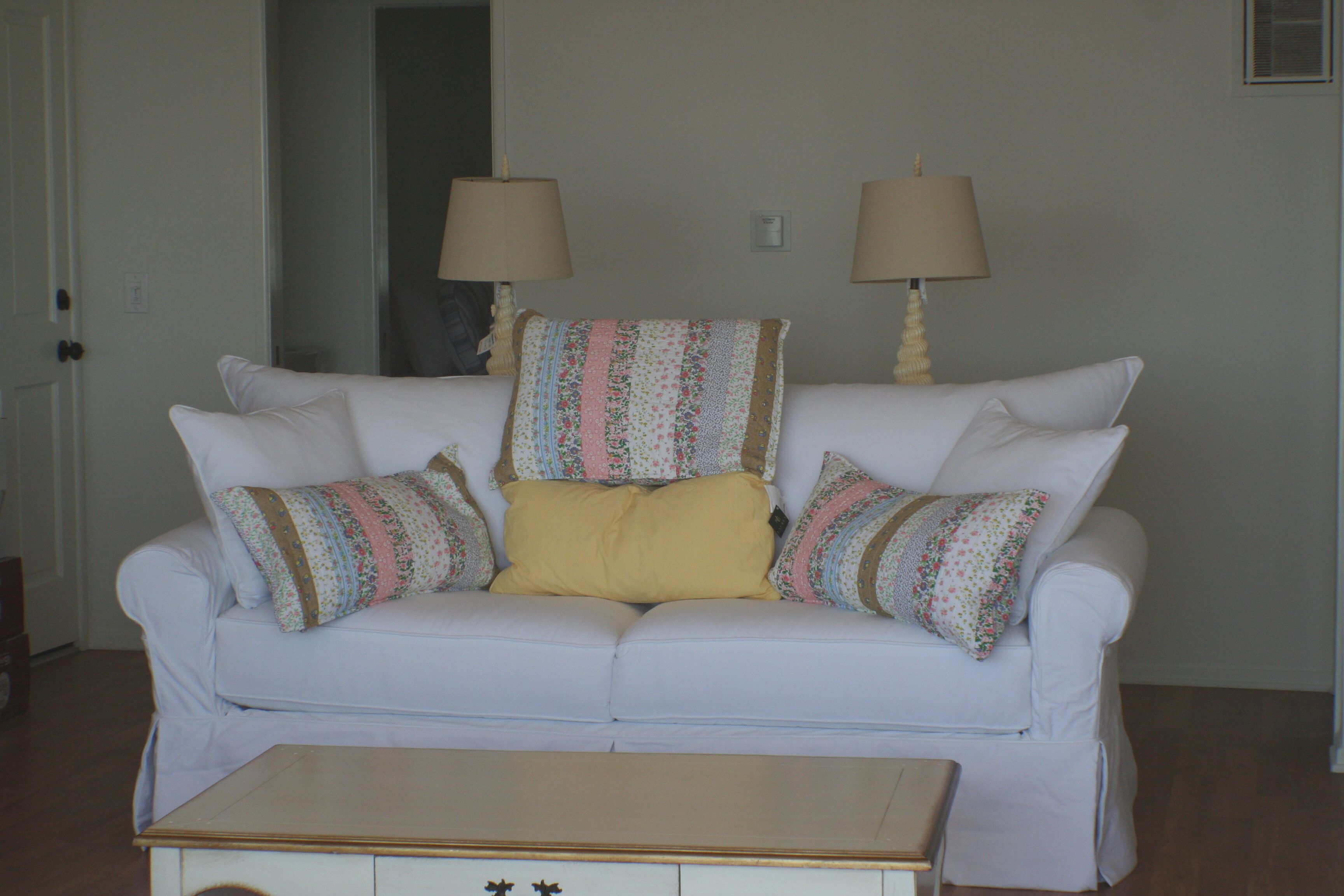 Elegant Oceanfront Penthouse on Dry Sandy Carbon Beach - Orca