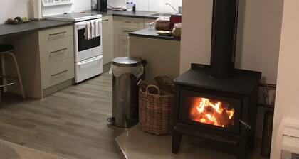 Peaceful Orchard Retreat- only 15 mins from Tauranga