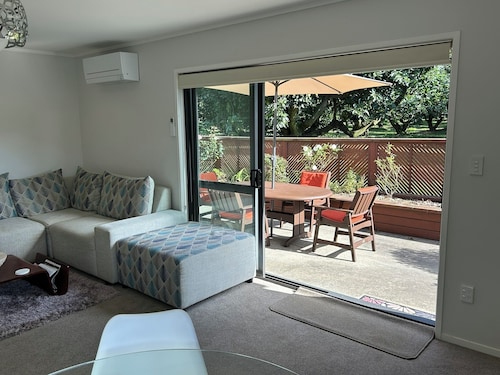 Peaceful Orchard Retreat- only 15 mins from Tauranga