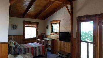 2 Schlafzimmer, Bügeleisen/Bügelbrett, Internetzugang, Bettwäsche