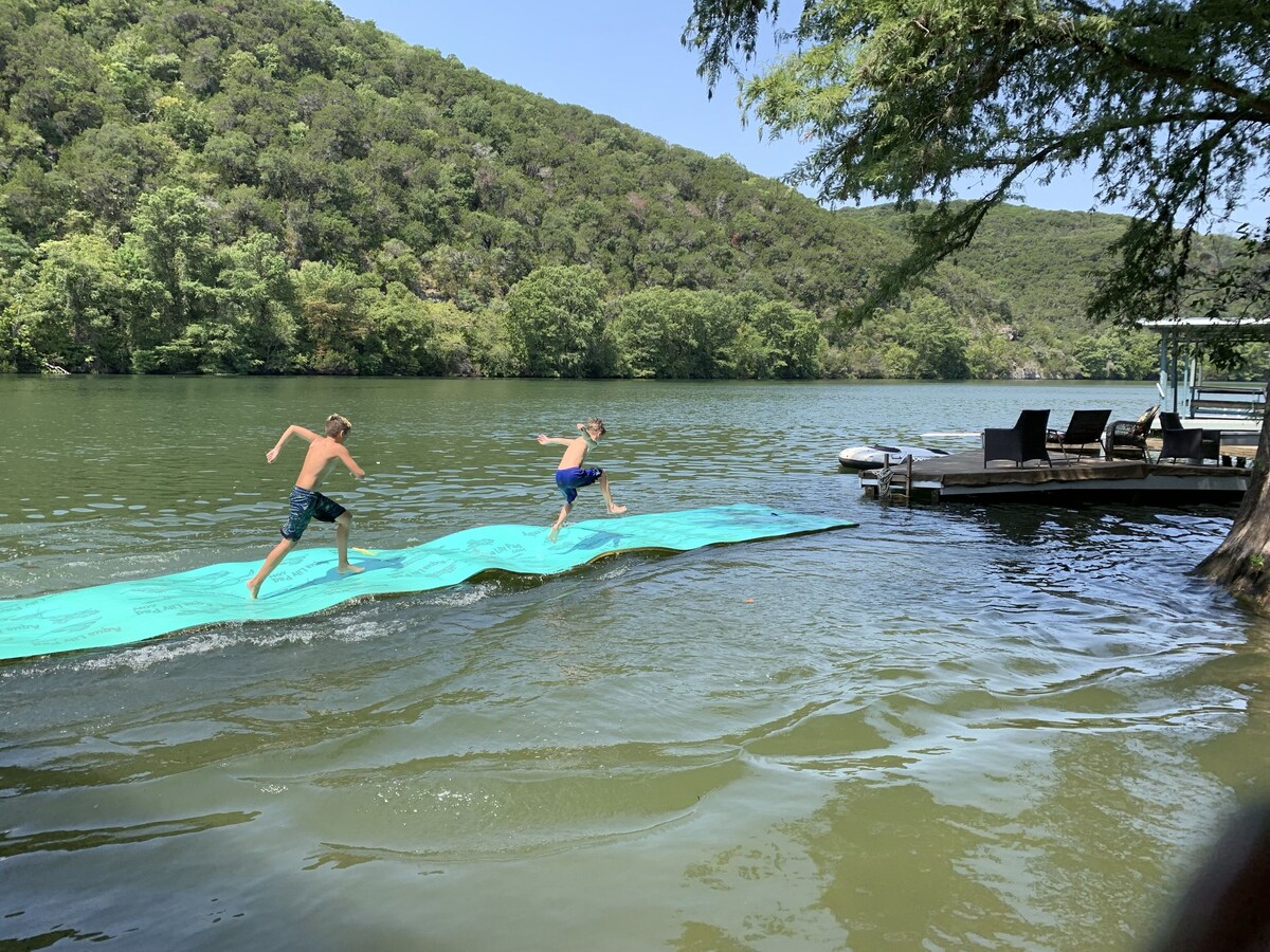 Photo 3 of Family Staycation Paradise -Lake Austin Waterfront:Volleyball, Kayaks, Hiking