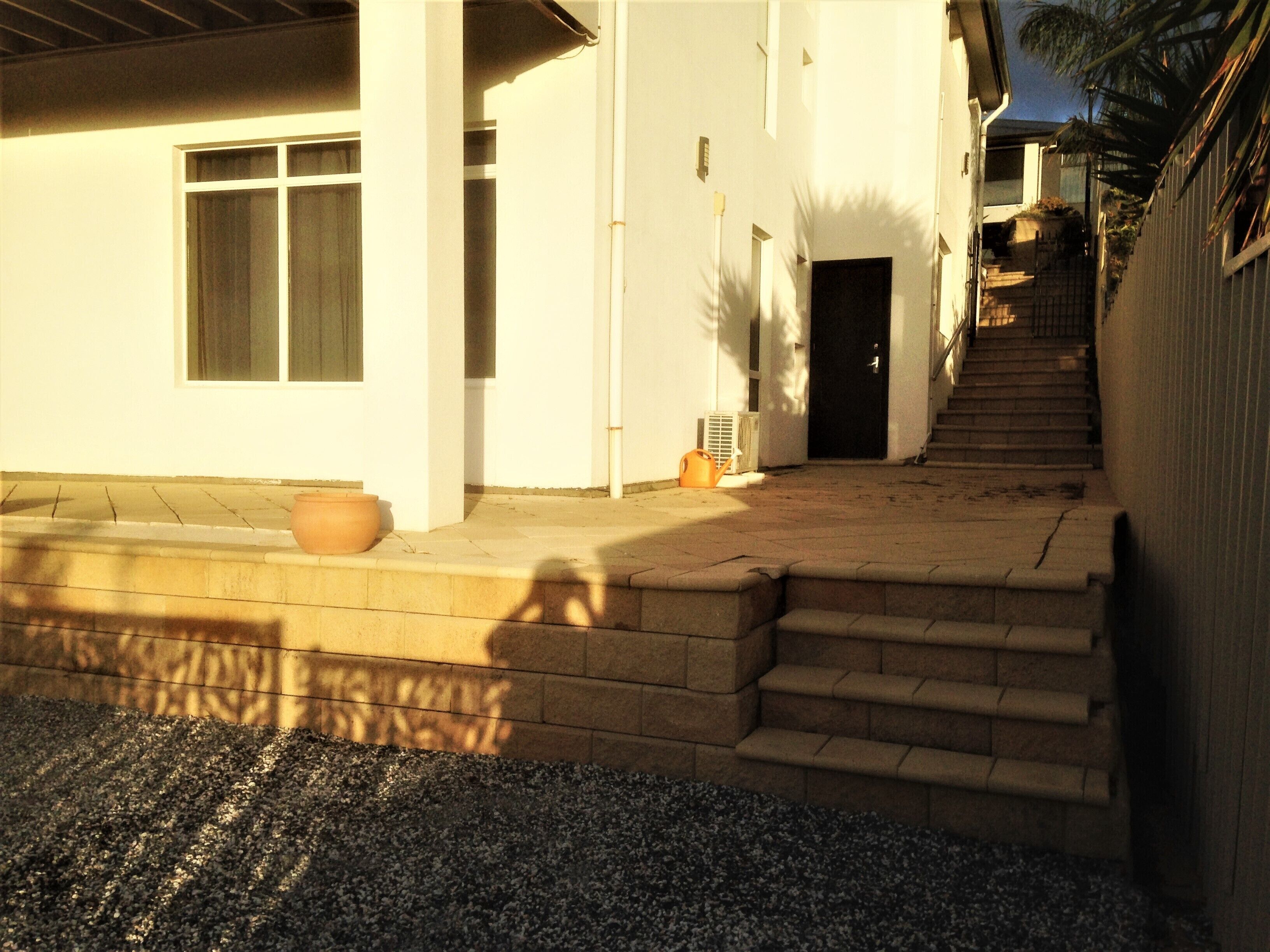 Beautiful quiet apartment with sea views — image 22