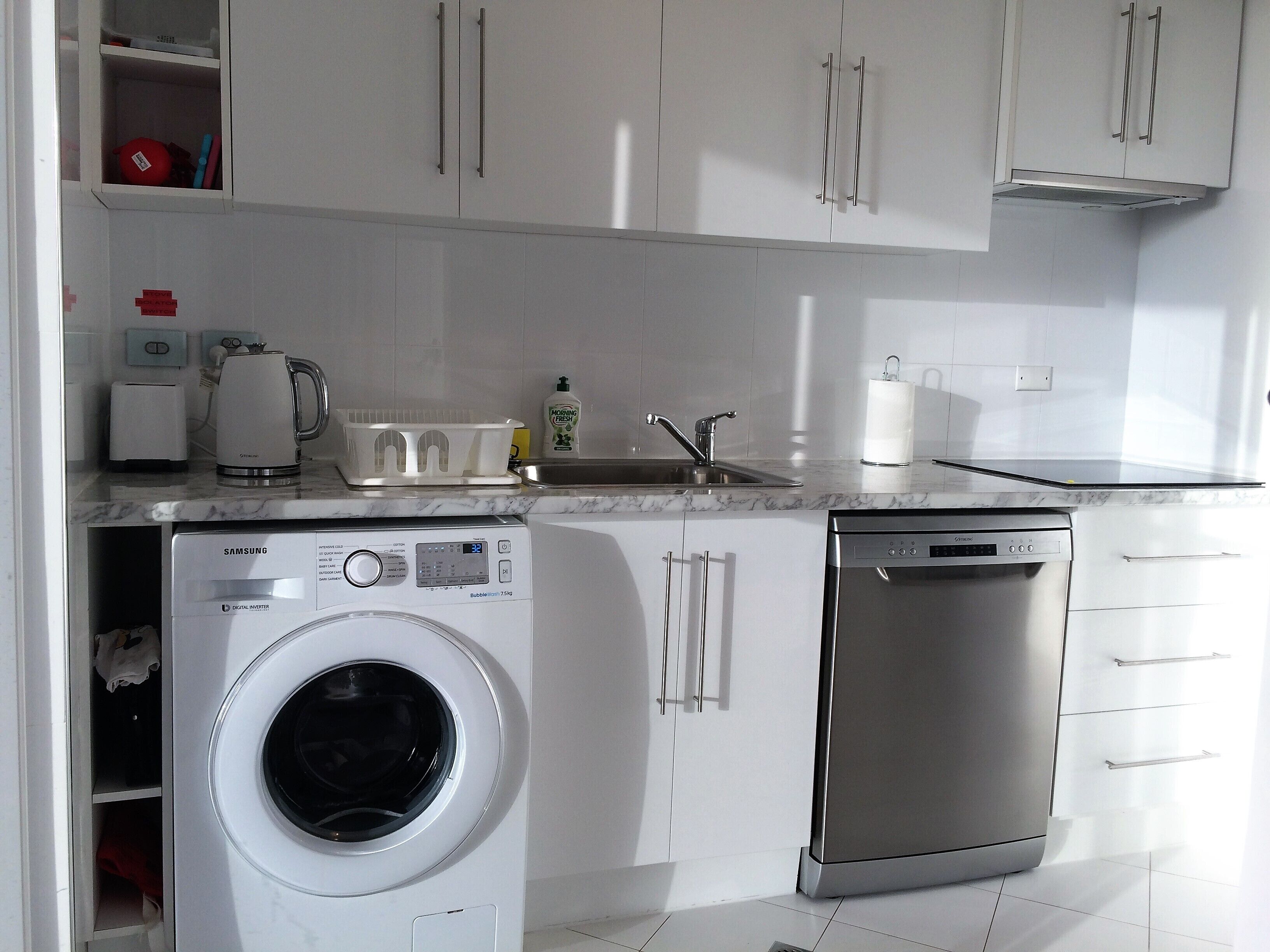 Beautiful quiet apartment with sea views — image 17