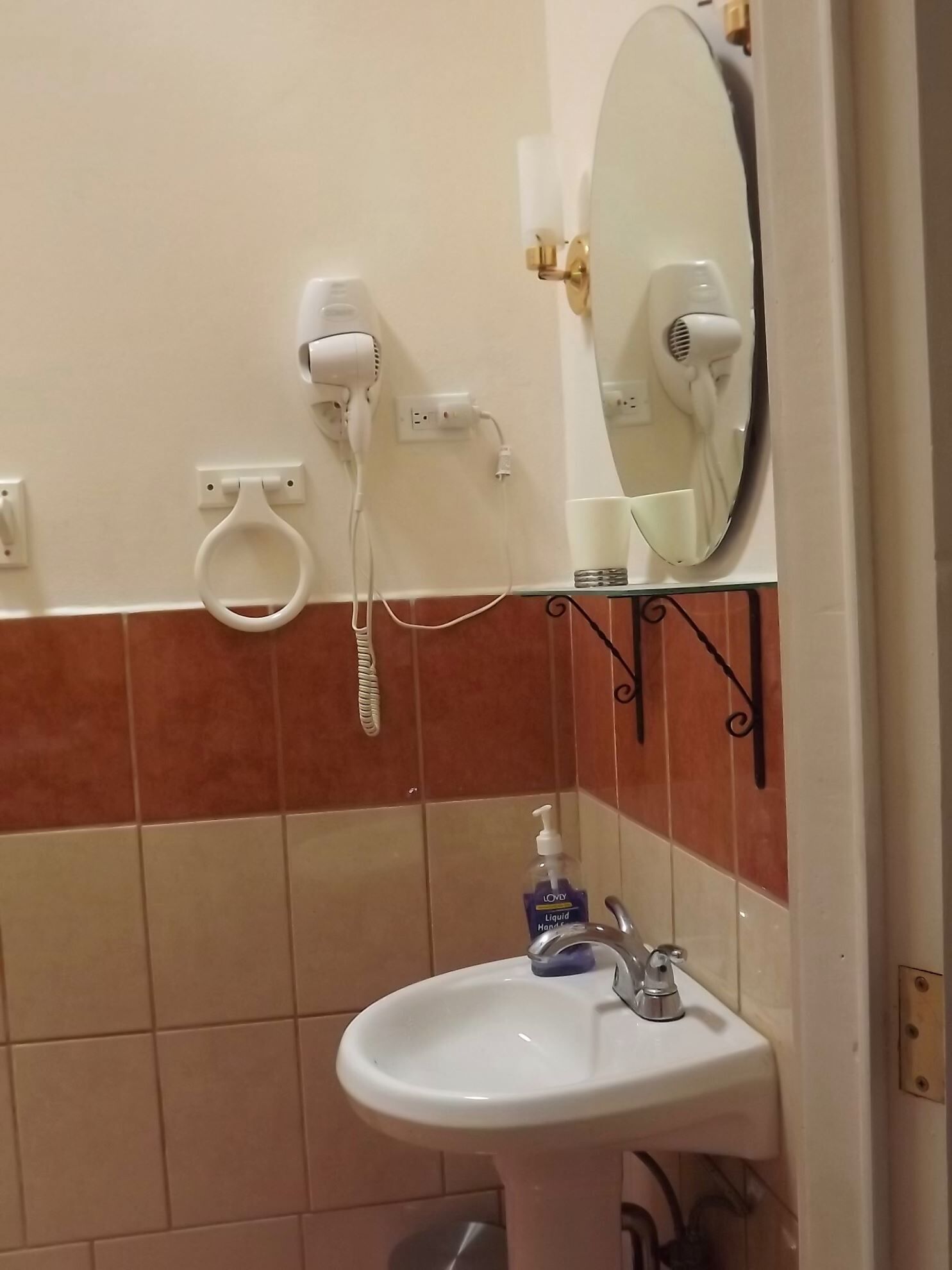 Comfortable and Peaceful stay in Monteverde